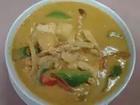 Chicken Massaman Curry (Mildly Spicy)
